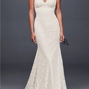 David's Bridal Elegant White Lace Wedding Dress